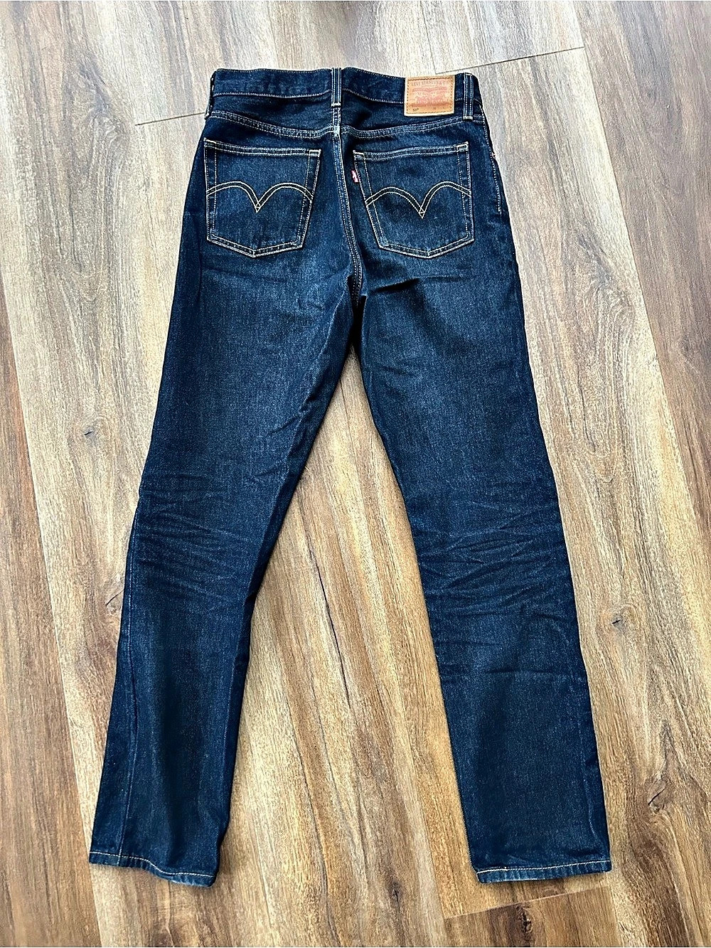 Levi's 501 Jeans in Dark Blue, Waist 28, Like New